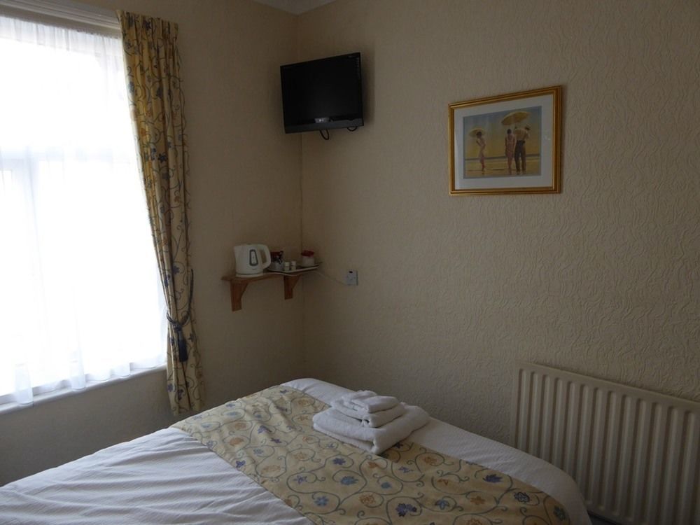 The Berwick - Over 40'S Only Blackpool Dış mekan fotoğraf